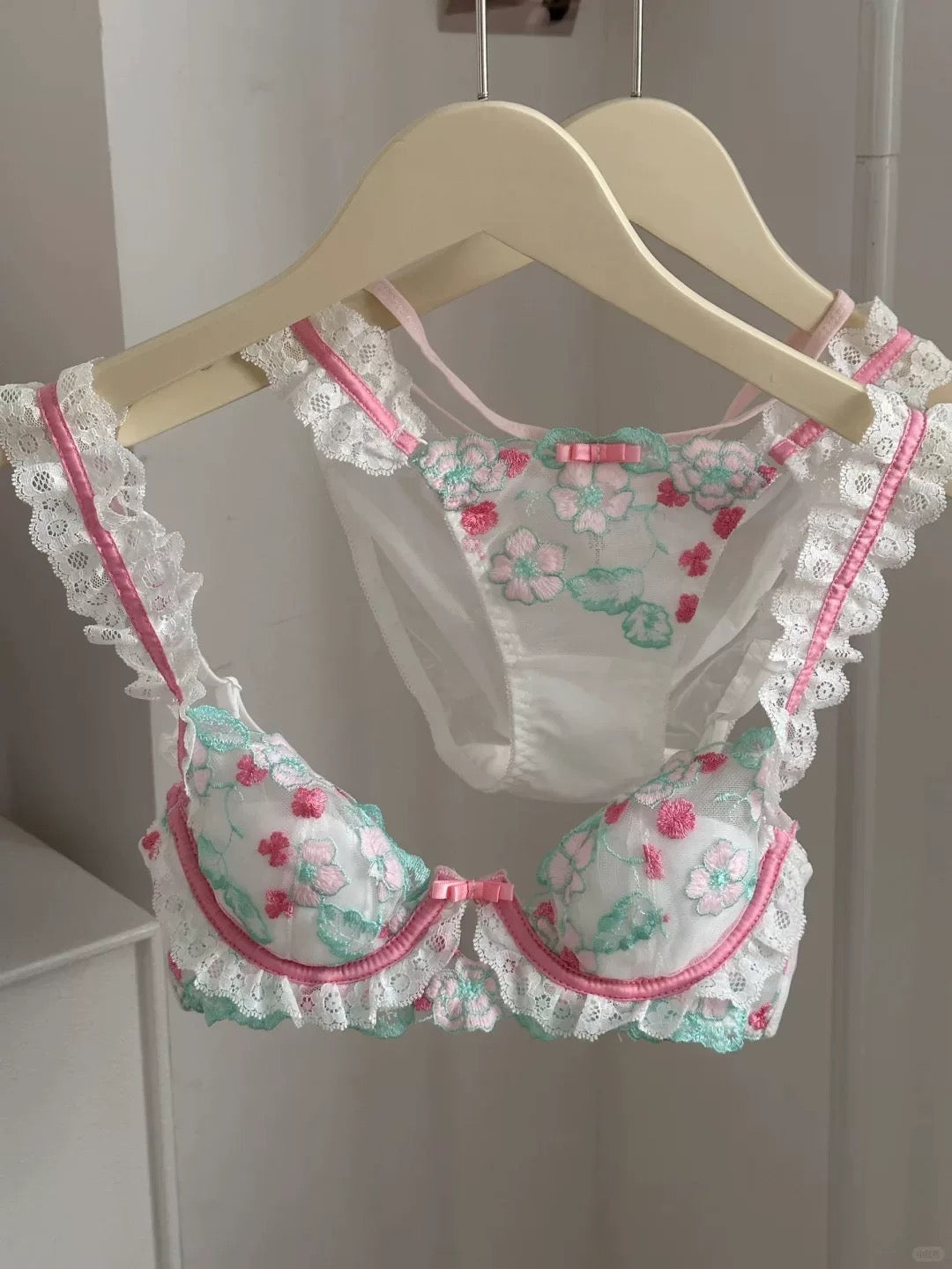 Cassie Lingerie Set