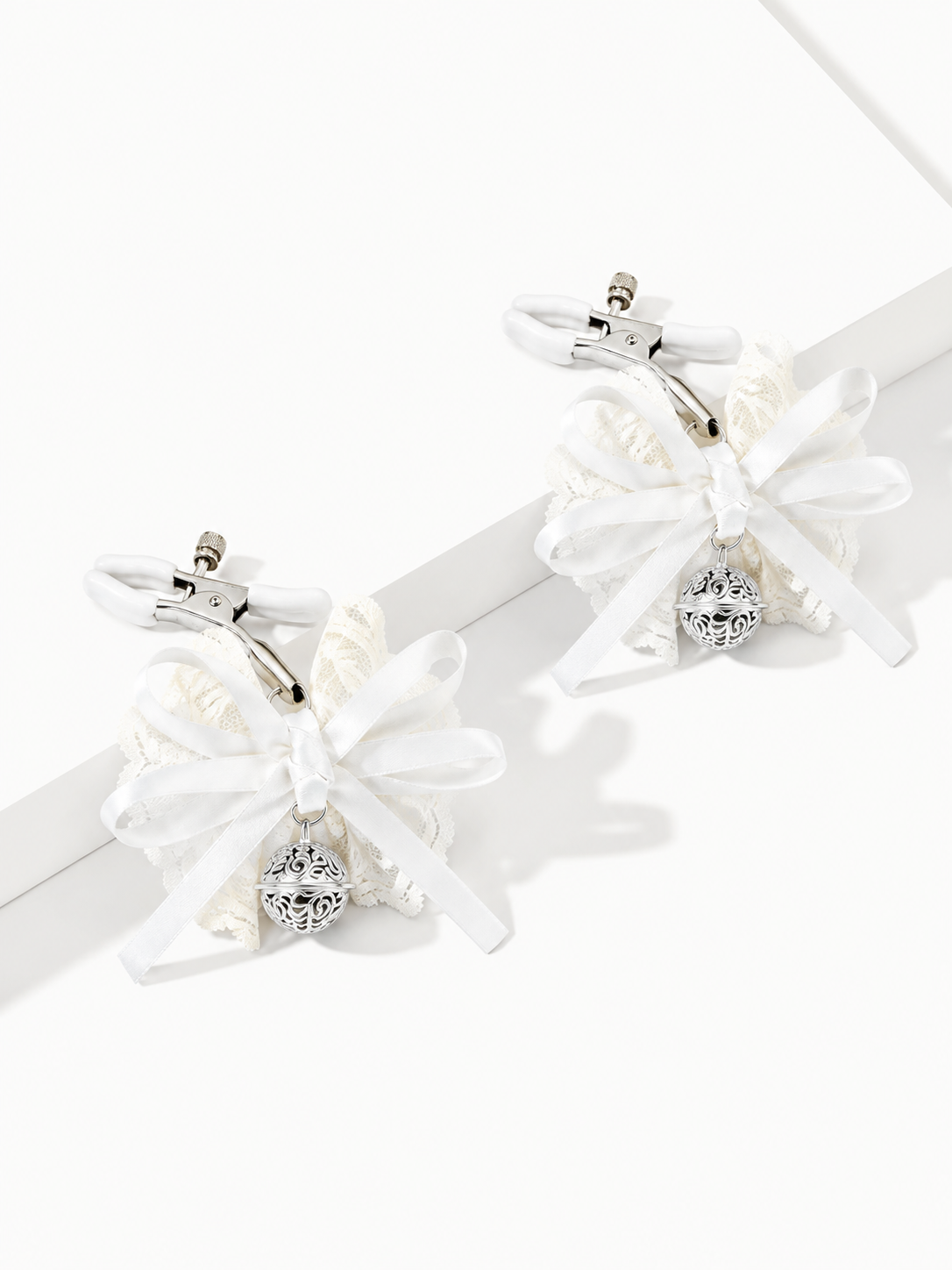 Rosalie Lace Nipple Clamps - White