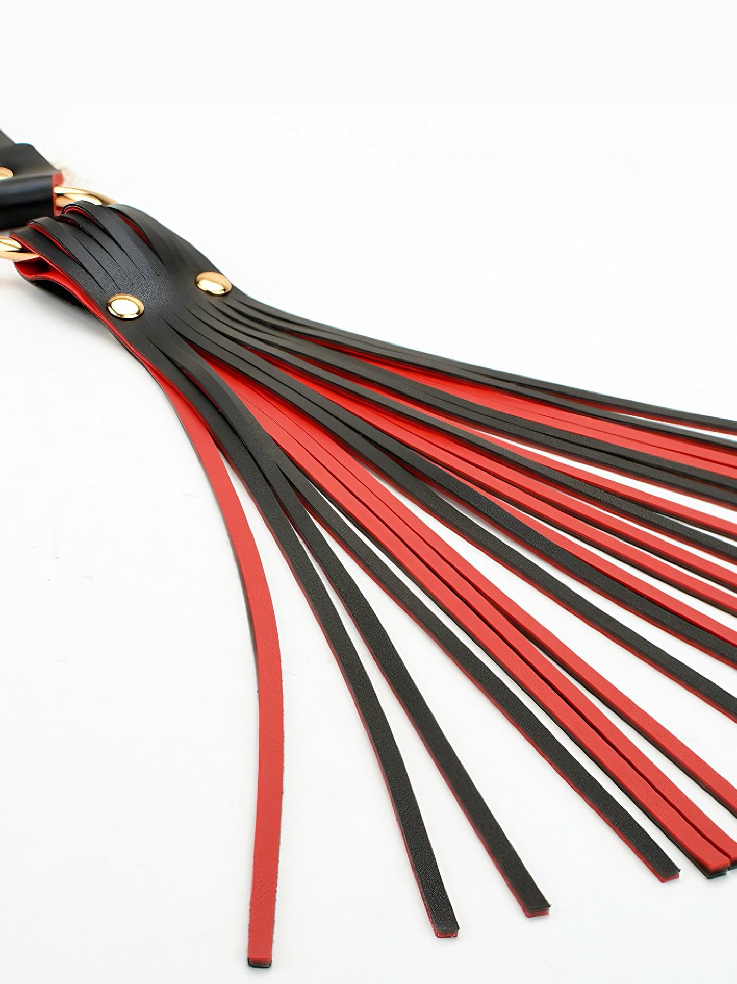 Remi Black/Red Flogger